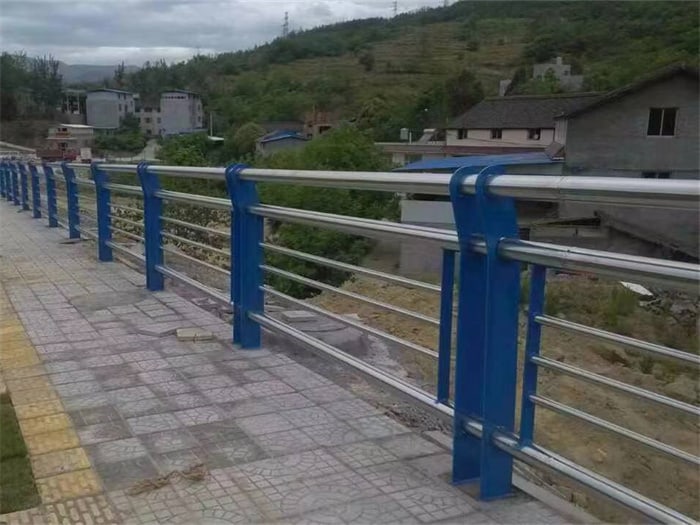 不銹鋼復合管護欄