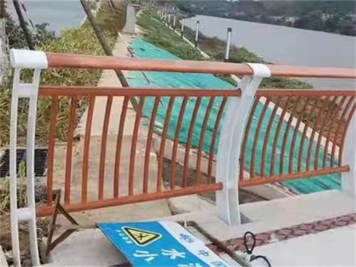 橋梁護欄
